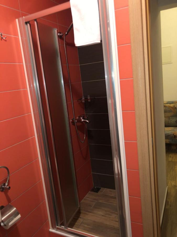Apartmani Ivana 茨雷斯 外观 照片